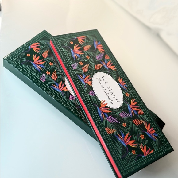 Ace Beaute “Classical Paradise” Eyeshadow Palette NWOB Full Size - Picture 3 of 5